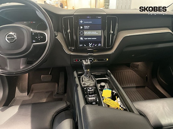 Volvo XC60 12 of 19