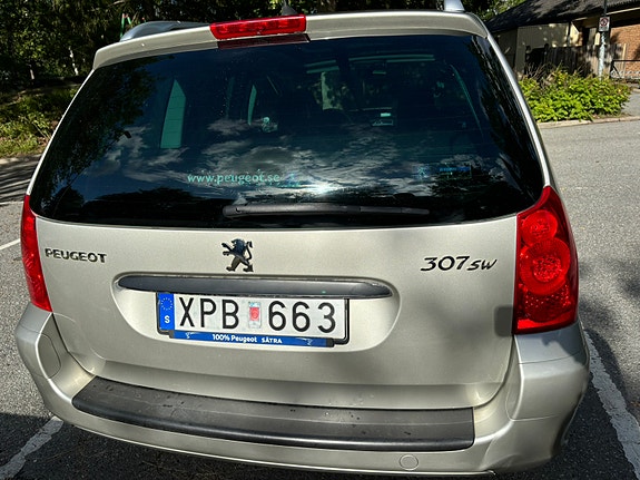 Peugeot 307 SW 4 of 5