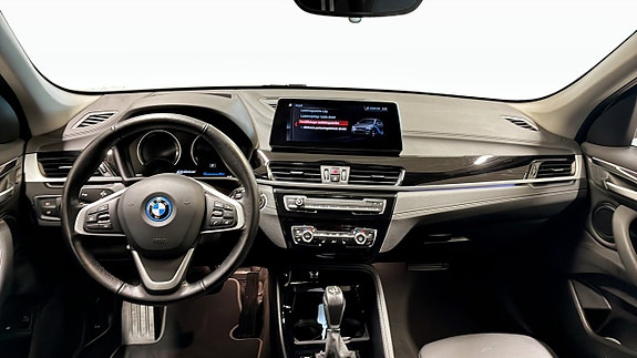 BMW X1 4 of 5