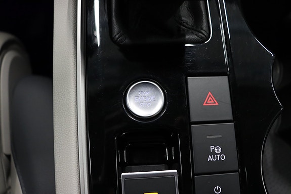 Volkswagen Touareg 22 of 30