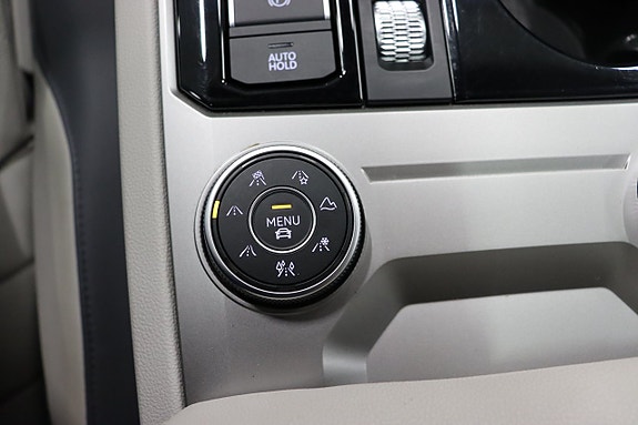 Volkswagen Touareg 25 of 30
