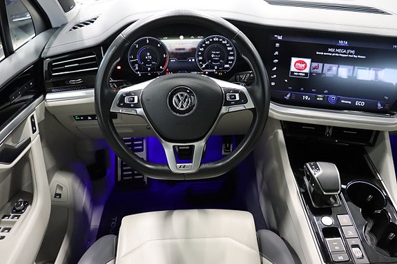 Volkswagen Touareg 15 of 30