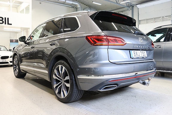 Volkswagen Touareg 4 of 30