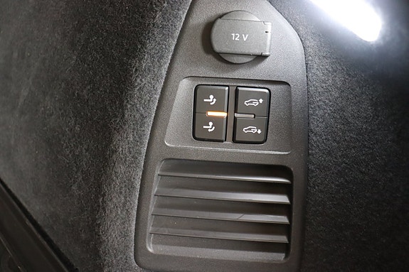 Volkswagen Touareg 8 of 30