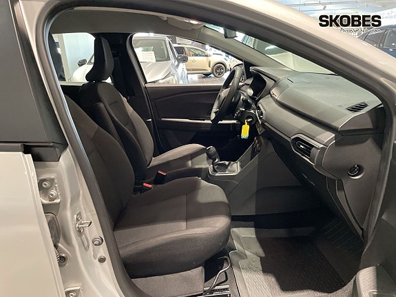 Dacia Sandero 10 of 16