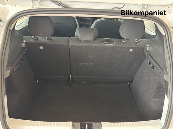 Dacia Sandero 17 of 17