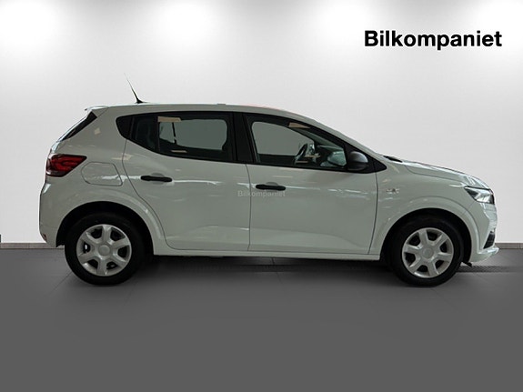 Dacia Sandero 4 of 17