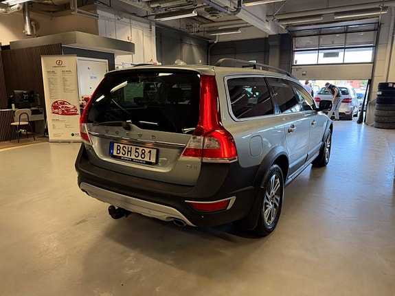 Volvo XC70 5 of 30