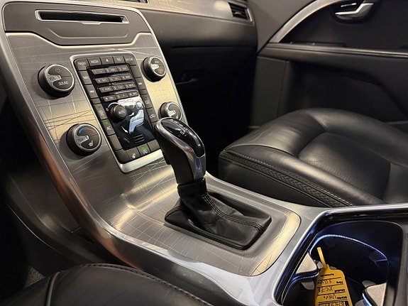 Volvo XC70 17 of 30