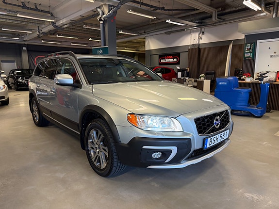 Volvo XC70 4 of 30