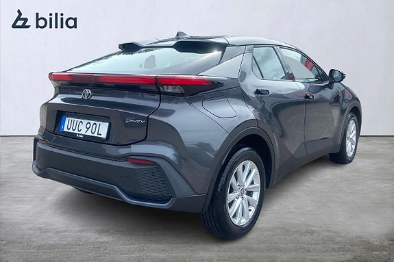 Toyota C-HR 19 of 21