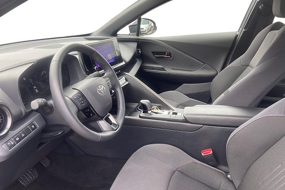 Toyota C-HR 14 of 21