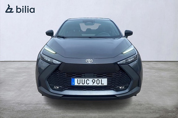 Toyota C-HR 6 of 21