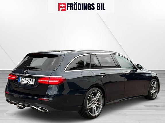 Mercedes-Benz E220 4 of 20