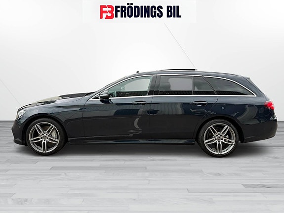 Mercedes-Benz E220 2 of 20