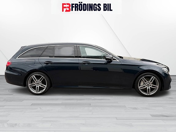 Mercedes-Benz E220 5 of 20