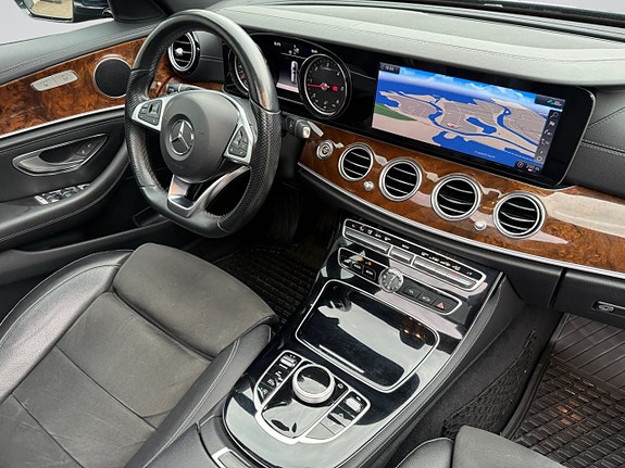 Mercedes-Benz E220 18 of 20