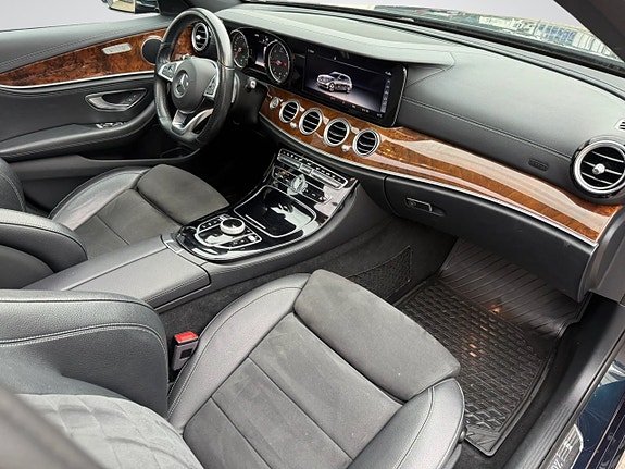 Mercedes-Benz E220 17 of 20