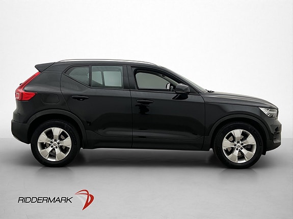Volvo XC40 9 of 27