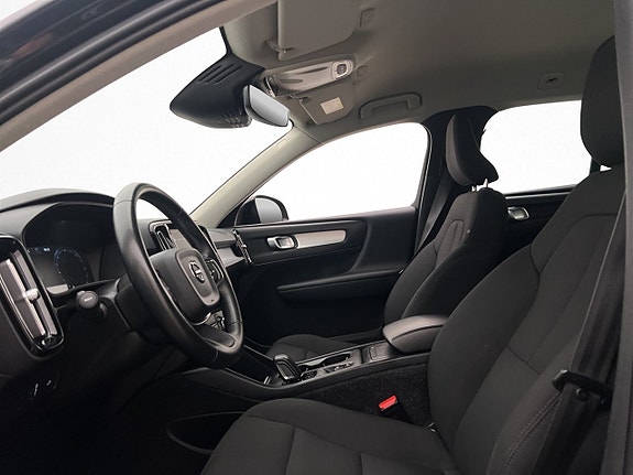Volvo XC40 12 of 27