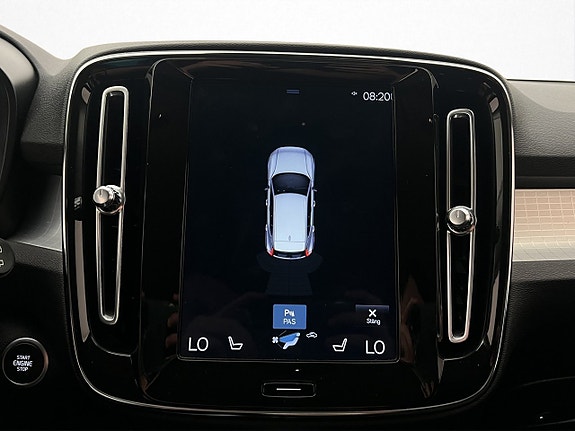 Volvo XC40 22 of 27