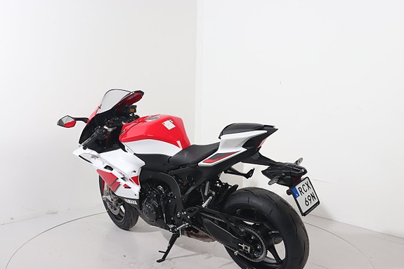 Yamaha R-9 70TH ANN 6 of 6
