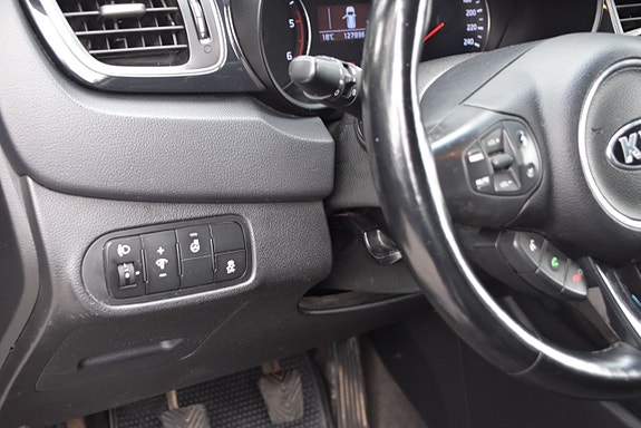 Kia Carens 17 of 21