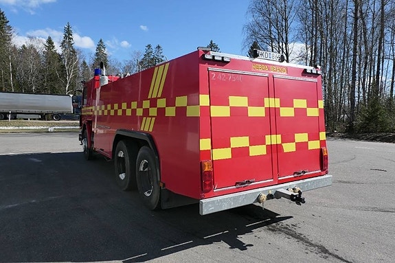 Scania P113hl6x2 43 4 of 8