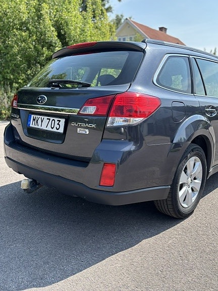 Subaru Outback 5 of 5