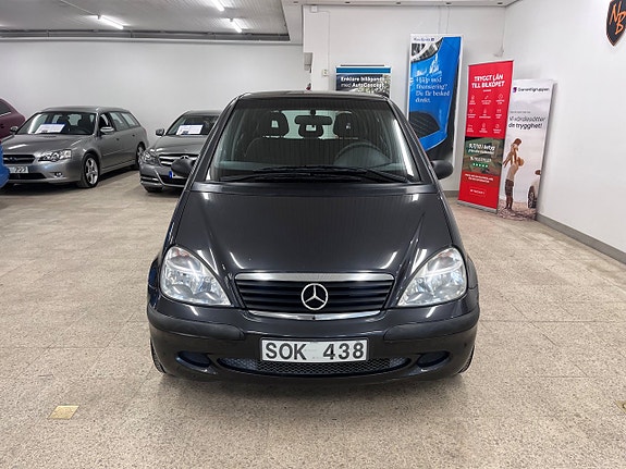 Mercedes-Benz A140 2 of 5