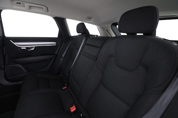Volvo V90 15 of 30
