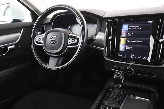 Volvo V90 14 of 30