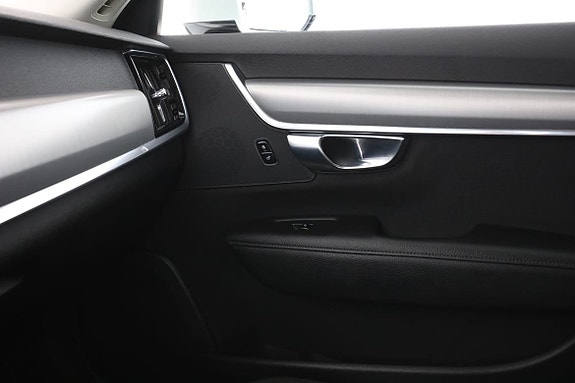 Volvo V90 30 of 30
