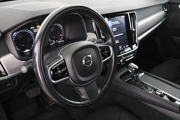 Volvo V90 12 of 30