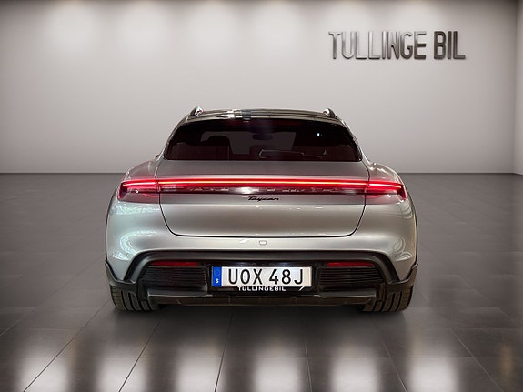 Porsche Taycan 4 of 30