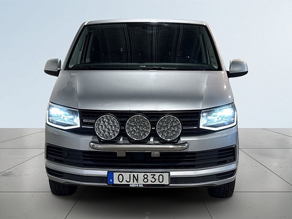 Volkswagen Transporter 2 of 5