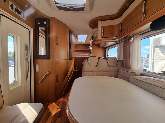 Hymer B614 SL LANG 4 of 10