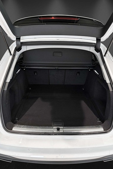 Audi A4 9 of 15
