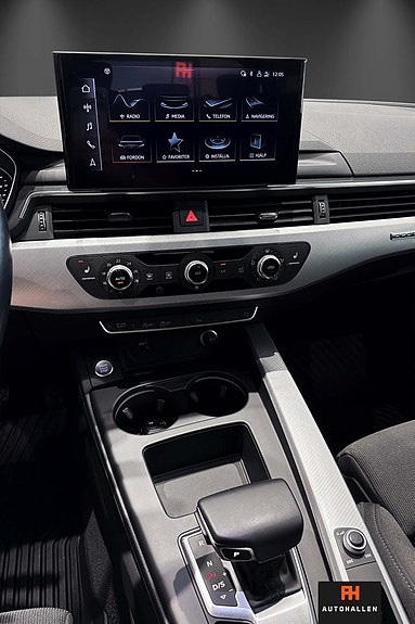Audi A4 14 of 15