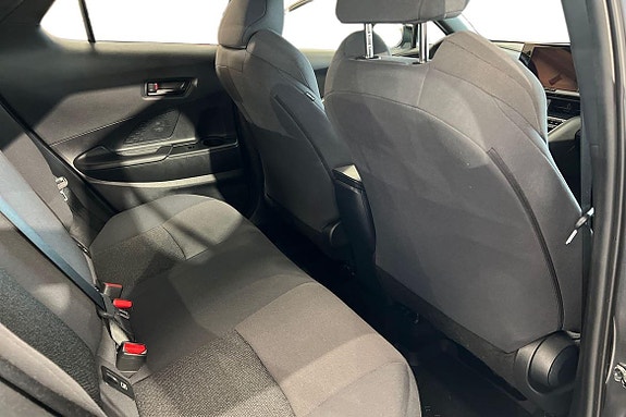 Toyota C-HR 9 of 21