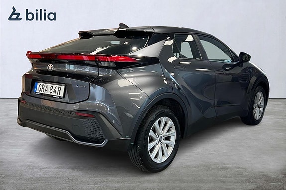 Toyota C-HR 19 of 21