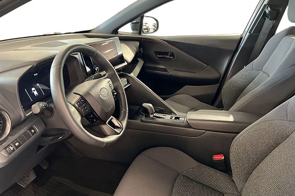 Toyota C-HR 14 of 21