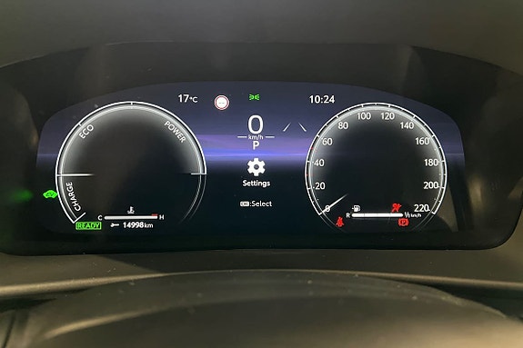 Toyota C-HR 16 of 21