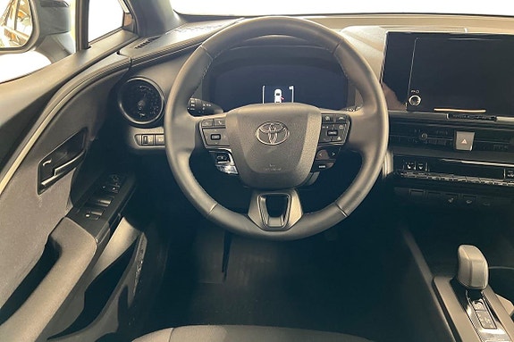 Toyota C-HR 11 of 21