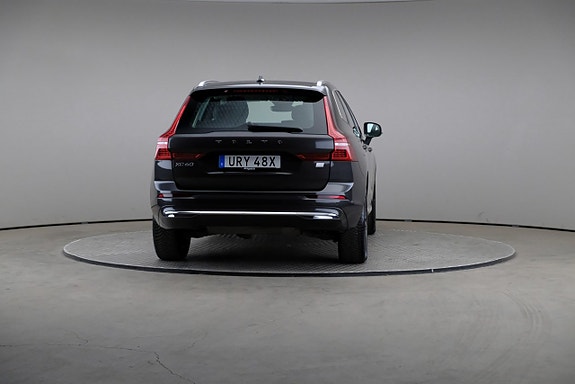 Volvo XC60 2 of 3