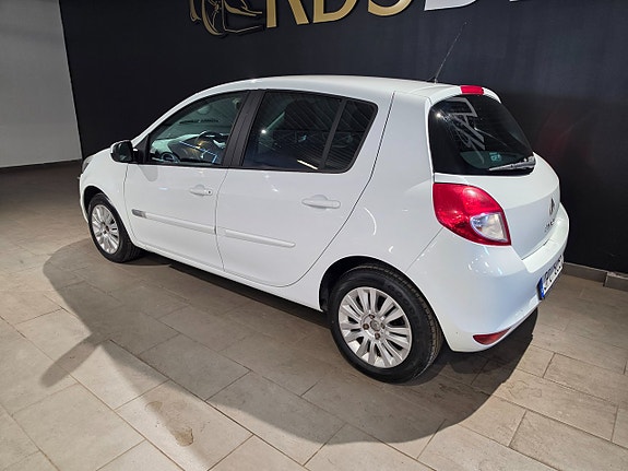 Renault Clio 3 of 5
