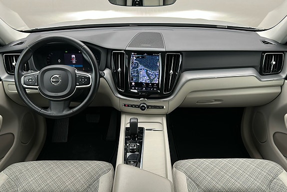 Volvo XC60 3 of 3