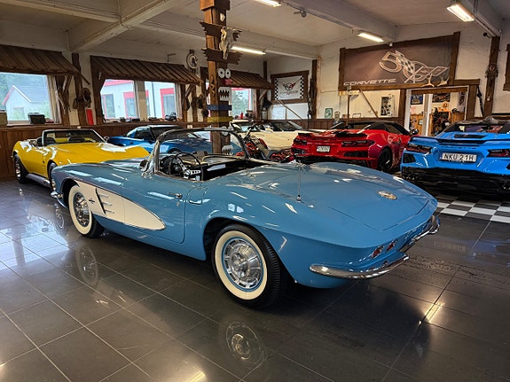 Chevrolet Corvette 6 of 29