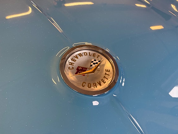 Chevrolet Corvette 19 of 29