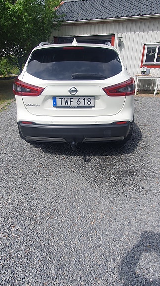 Nissan Qashqai 4 of 5